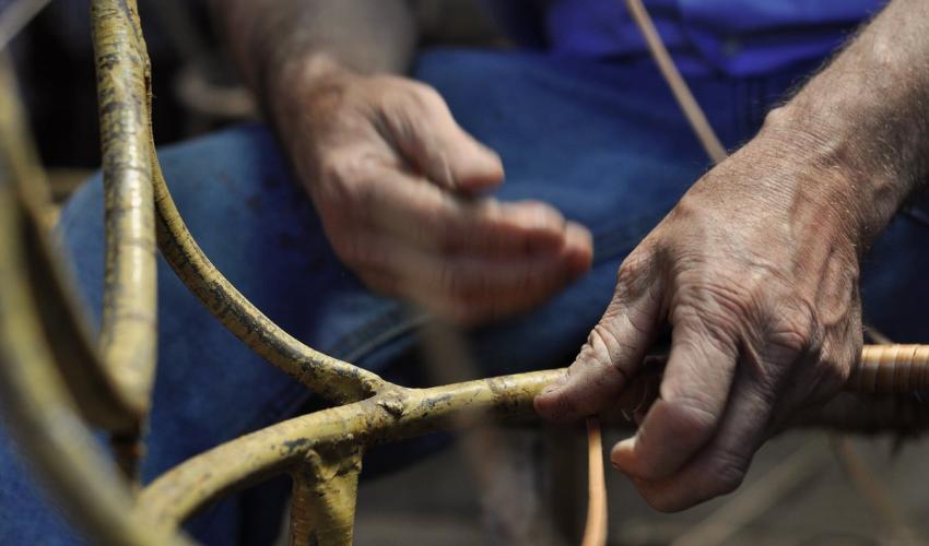 Diseño de escultura en mimbre