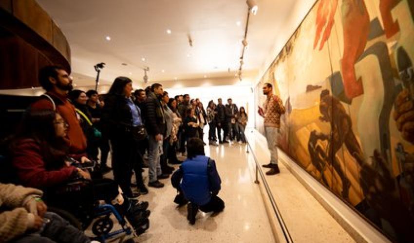 Visita mediada que cuenta la historia del Centro Cultural y del edificio que lo alberga